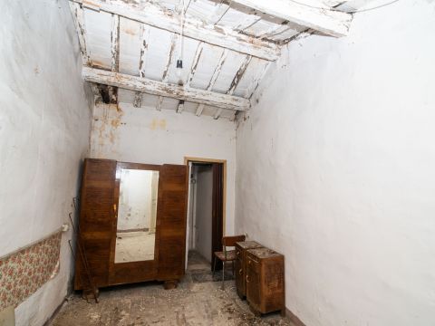 Via Montebello, 24 - Terre Roveresche