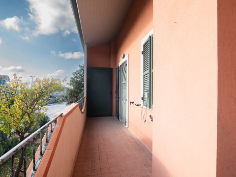 Via degli ulivi, 57 - San Costanzo