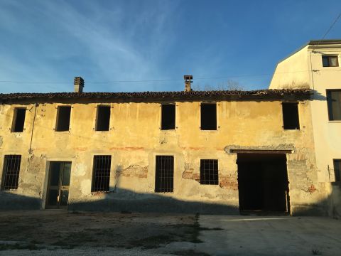 Via Morini, 5 - Casaloldo