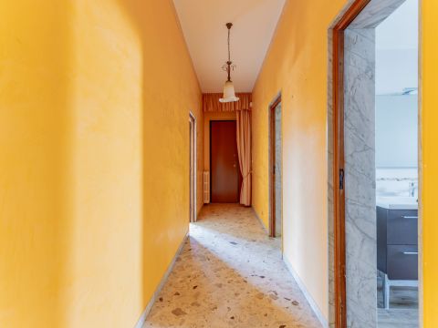 Via Soldato M. Mastrangelo, 2 - Grumo Appula