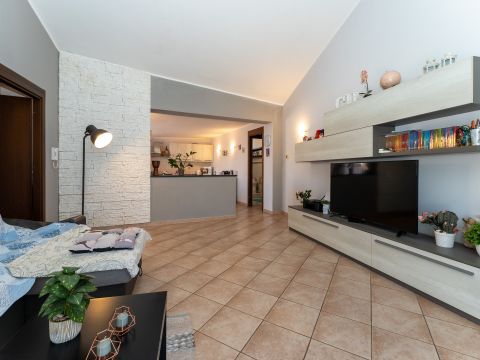 Via Etna, 19 - Camporotondo Etneo