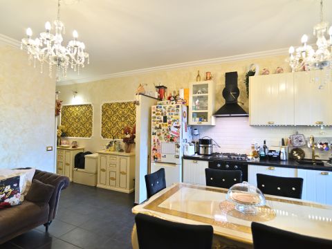 Via Passo Buole, 97 g - Fiumicino