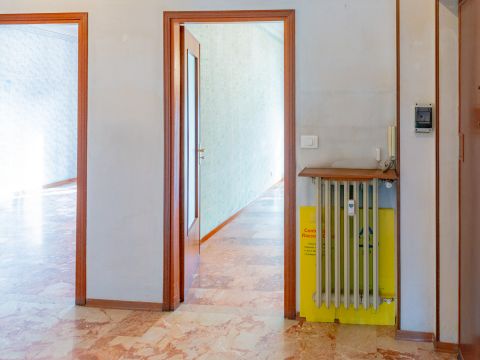 Via Augusto Monti, 78 - Asti