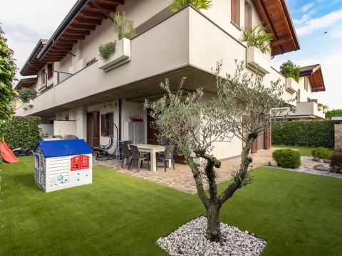 Via Giacomo Puccini, 7 - Stezzano