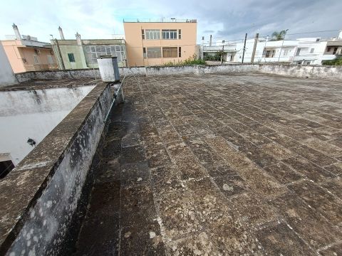 via Marcinelle ang. L. Da Vinci - Salice Salentino