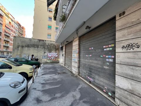 Via Roviano, 57 - Roma
