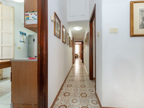 Via Milano, 60 - Catania