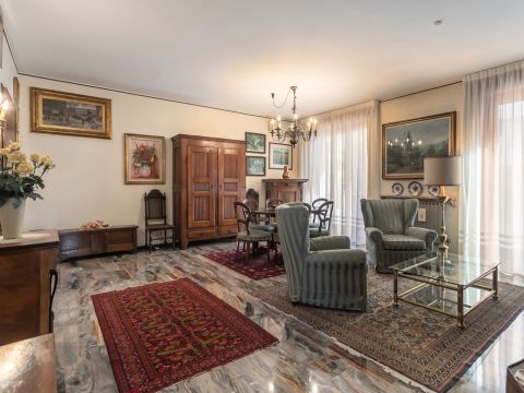 Via Natale Morzenti, 6 - Bergamo