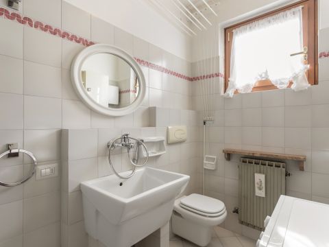 Via Natale Morzenti, 6 - Bergamo