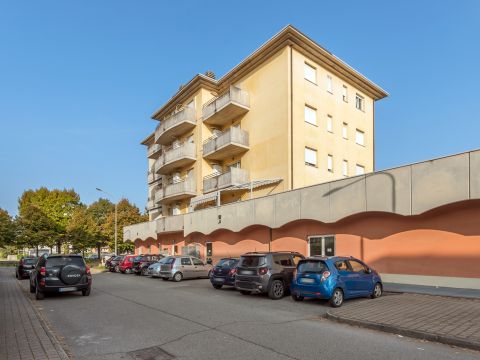 Via E. Salmeggia, 5 - Dalmine