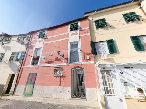 Via Campenave, 76 - Genova