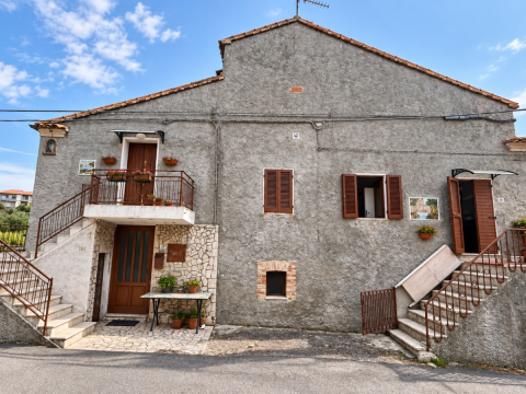 Via San Pietro, 21 - Sant'omero