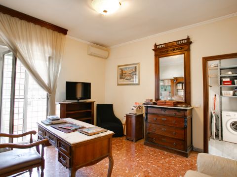 Via della Casetta Mattei, 167 - Roma