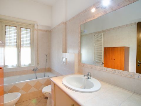 Via della Casetta Mattei, 167 - Roma