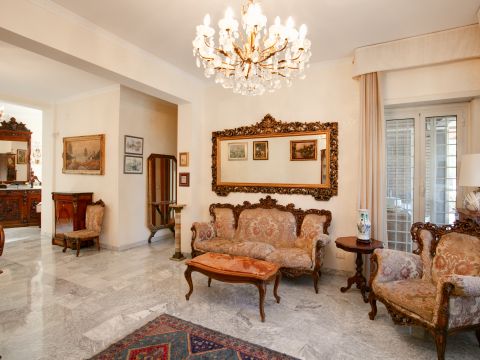 Via della Casetta Mattei, 167 - Roma