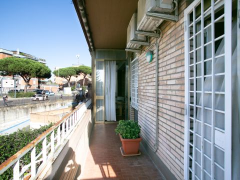 Via della Casetta Mattei, 167 - Roma