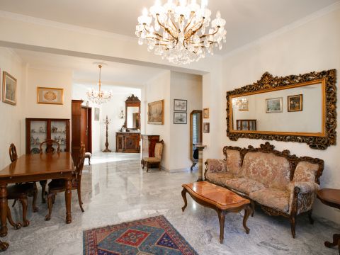 Via della Casetta Mattei, 167 - Roma