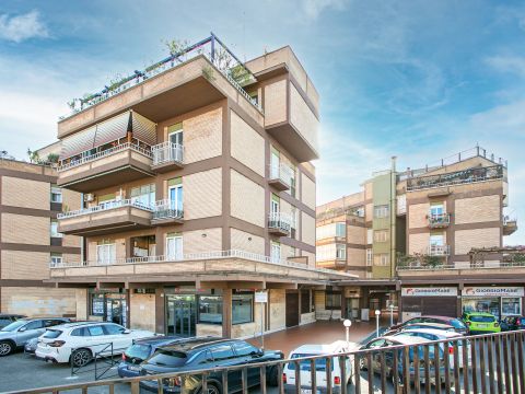 Via della Casetta Mattei, 167 - Roma