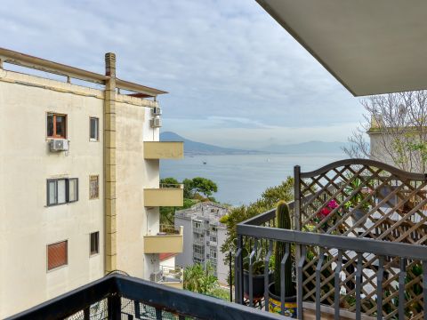 Via Tito Livio, 9 - Napoli