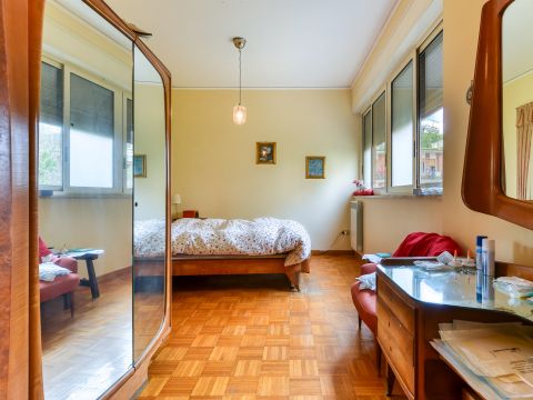 Via Tito Livio, 9 - Napoli