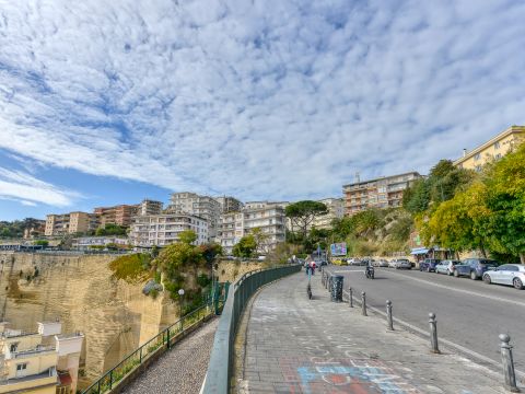 Via Tito Livio, 9 - Napoli