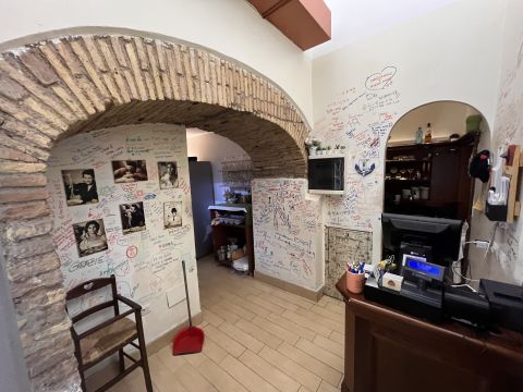 Via Principe Amedeo, 1c - Roma