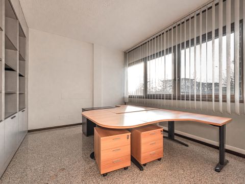 Via Lisbona, 10 - Padova