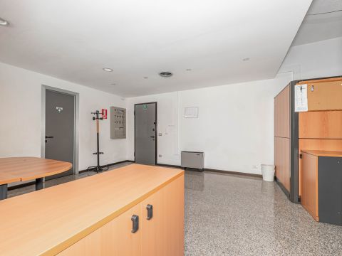 Via Lisbona, 10 - Padova