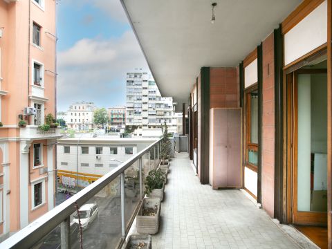 Via Panfilo Castaldi, 9 - Roma