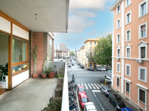Via Panfilo Castaldi, 9 - Roma
