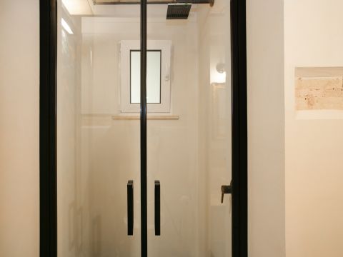 Via Carlo Alberto Racchia, 4 - Roma