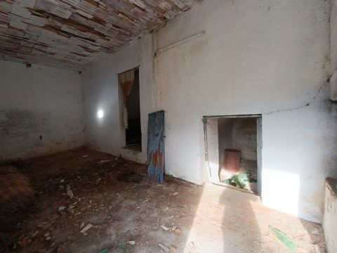 Via Circonvallazione, 19 - Nociglia