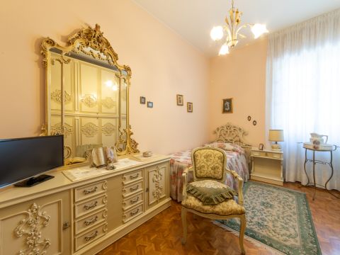 Via E. H. Grieg - Saronno