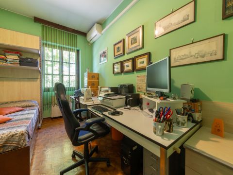 Via E. H. Grieg - Saronno