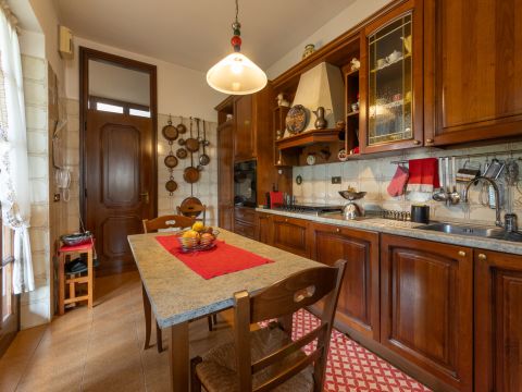 Via E. H. Grieg - Saronno