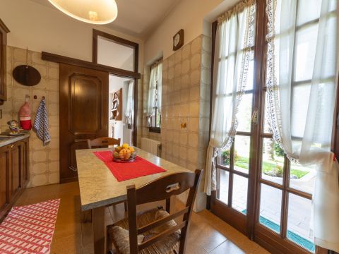 Via E. H. Grieg - Saronno