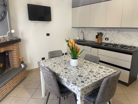 Via Sortino, 19 - Roma