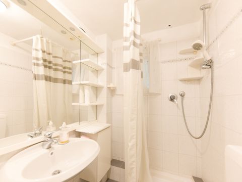 Via Paolo Giacometti, 1 - Genova