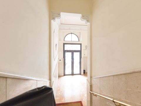 Via Paolo Giacometti, 1 - Genova