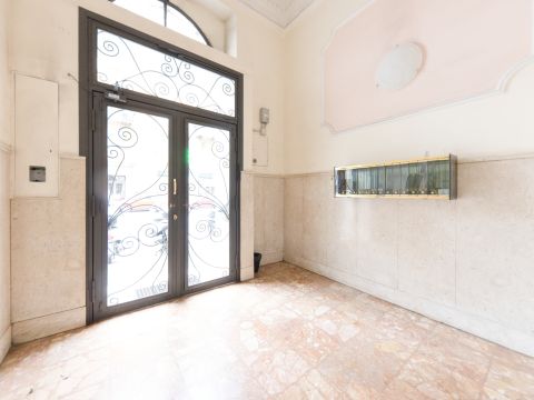 Via Paolo Giacometti, 1 - Genova