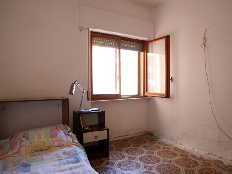 Viale Vincenzo de Filippis, 148 - Catanzaro