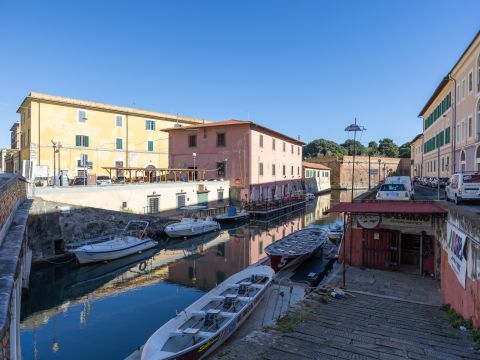 Via Borra, 29 - Livorno