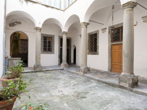 Via Borra, 29 - Livorno