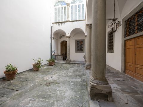 Via Borra, 29 - Livorno