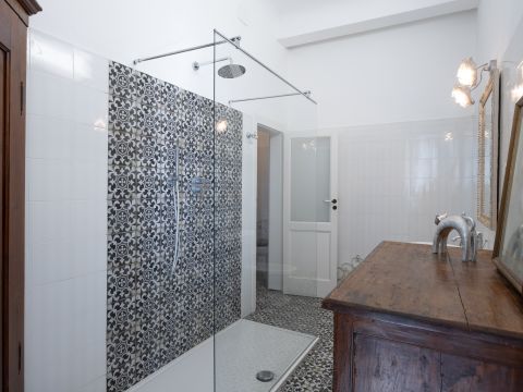 Via Borra, 29 - Livorno