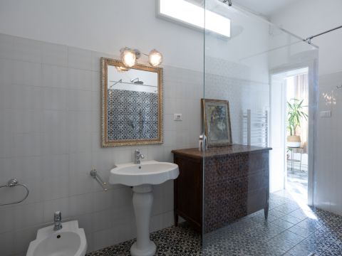 Via Borra, 29 - Livorno