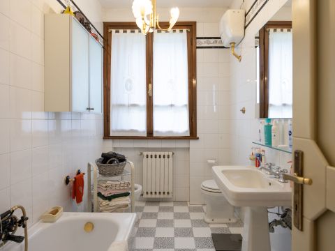 Via Venezia, 35 - Pontedera