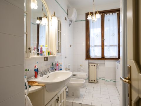 Via Venezia, 35 - Pontedera