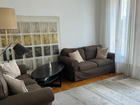 Via Zabarella, 81 - Padova