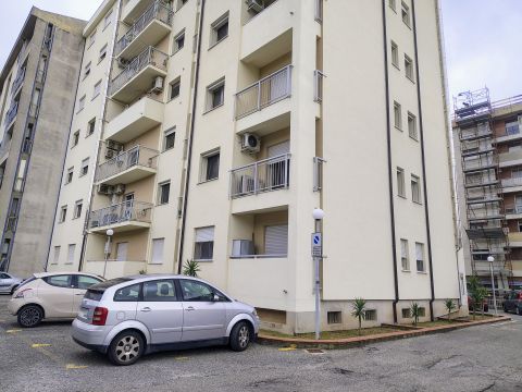 Via dei Conti Falluc, 70 - Catanzaro